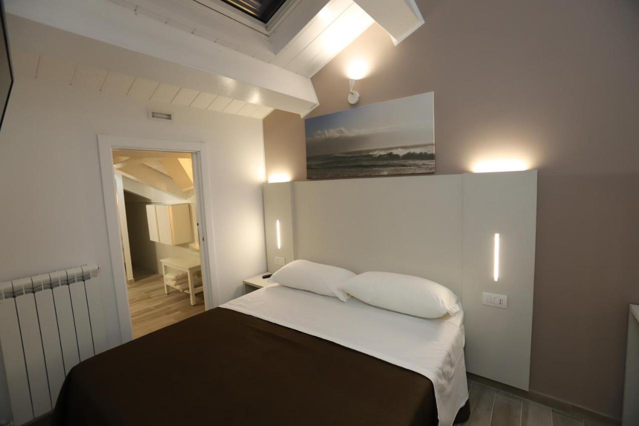 Orchidea Rooms & Suites ชิวิตาโนวา มาร์เค ภายนอก รูปภาพ