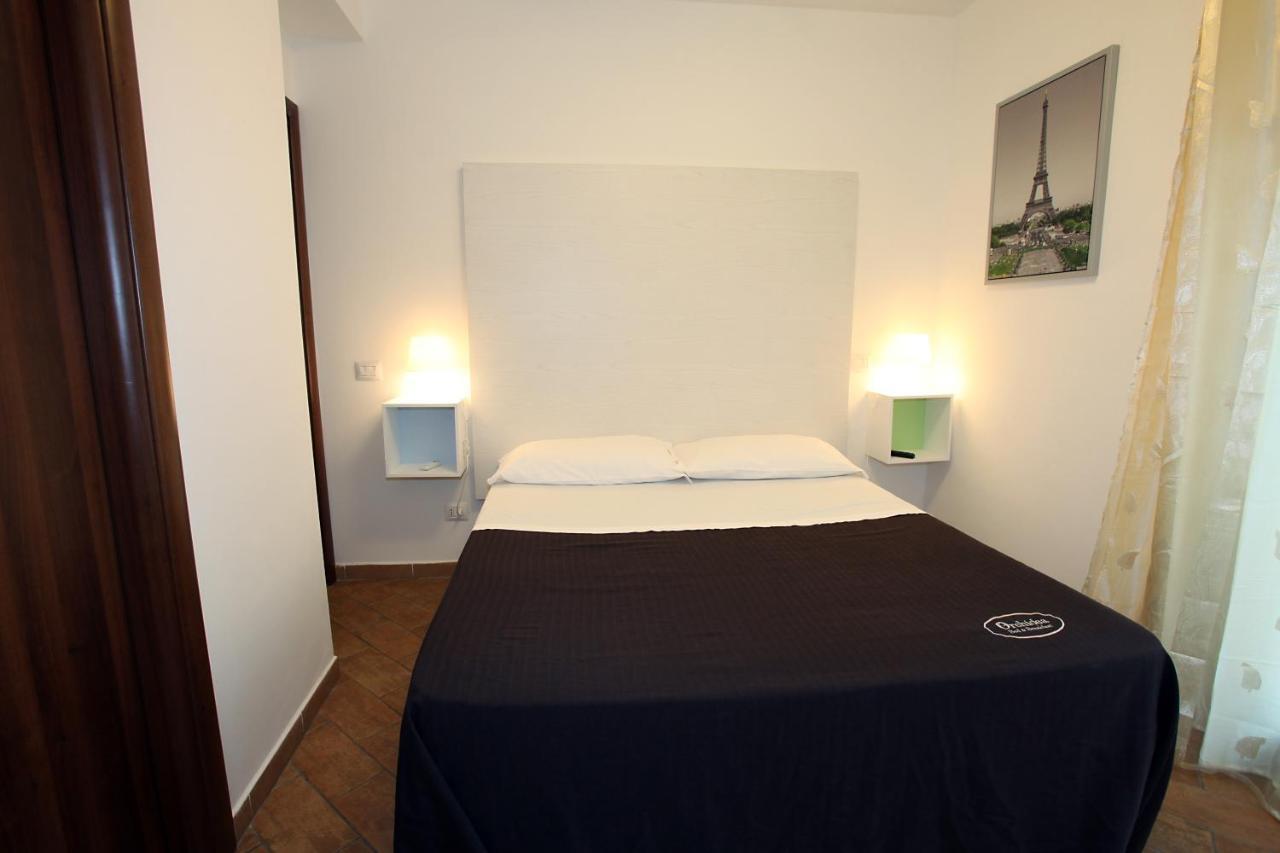 Orchidea Rooms & Suites ชิวิตาโนวา มาร์เค ภายนอก รูปภาพ