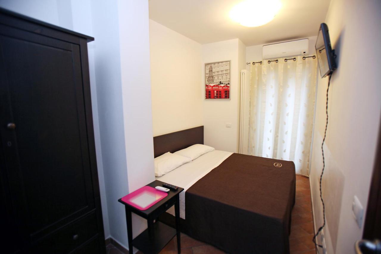 Orchidea Rooms & Suites ชิวิตาโนวา มาร์เค ภายนอก รูปภาพ